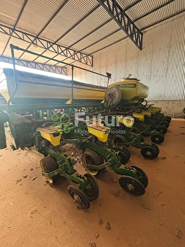 PLANTADEIRA JOHN DEERE 2117 ANO 2017