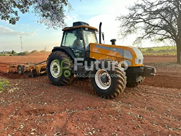 TRATOR VALTRA BH 165 ANO 2010