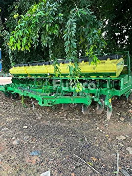 PLANTADEIRA JOHN DEERE 2130 ANO 2015