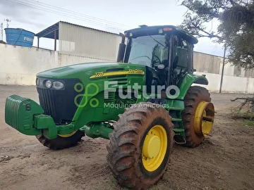 TRATOR JOHN DEERE 7715 ANO 2010