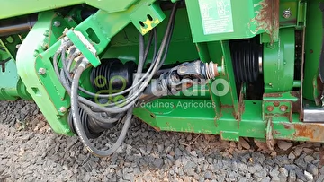 COLHEITADEIRA JOHN DEERE S680 ANO 2014