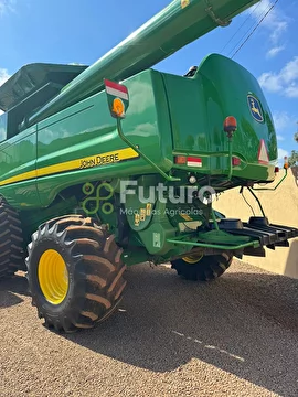 COLHEITADEIRA JOHN DEERE 9770 ANO 2013