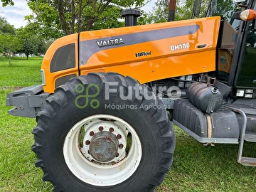 TRATOR VALTRA BH 180 ANO 2010