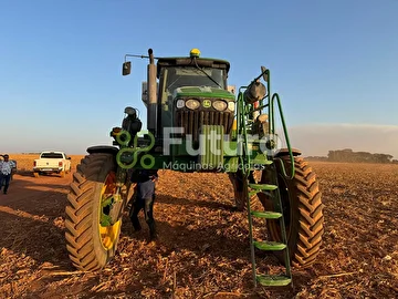 DISTRIBUIDOR JOHN DEERE M4040 ANO 2021