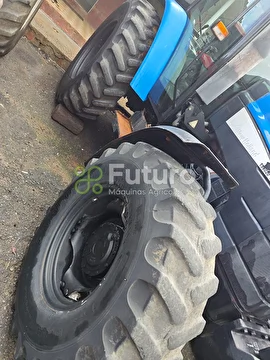 TRATOR NEW HOLLAND TS 6020 ANO 2010