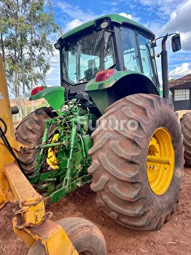 TRATOR JOHN DEERE 6180J ANO 2016