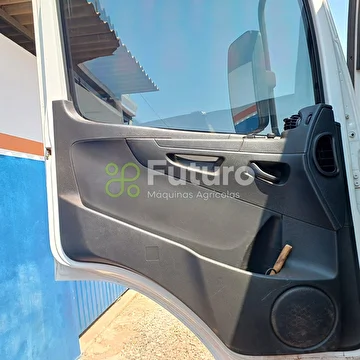 CAMINHÃO MERCEDES BENZ ATEGO 2730 ANO 2017