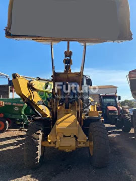 PA CARREGADEIRA CATERPILLAR 924K ANO 2015