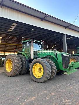 TRATOR JOHN DEERE 8335R ANO 2014