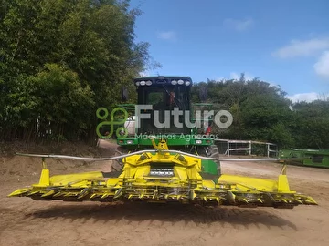 FORRAGEIRA JOHN DEERE 7380 ANO 2013