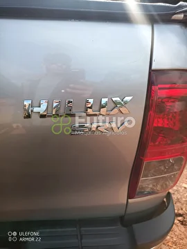 CAMINHONETA TOYOTA HILLUX SRV ANO 2019