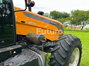 TRATOR VALTRA BH 180 ANO 2010