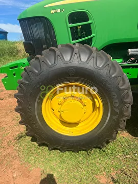 TRATOR JOHN DEERE 6165J ANO 2014