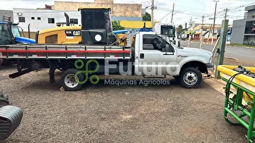 CAMINHONETA FORD F4000 ANO 2019