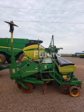 PLANTADEIRA JOHN DEERE 1113 ANO 2011