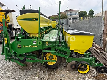 PLANTADEIRA JOHN DEERE 1109 ANO 2016