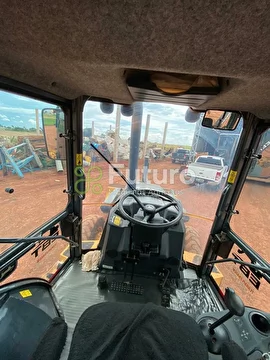 RETROESCAVADEIRA JOHN DEERE 310L ANO 2018