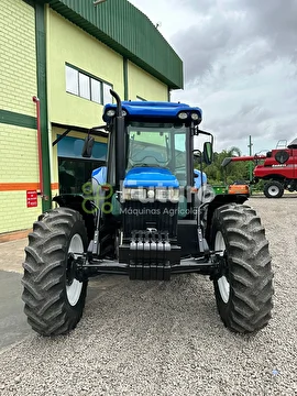 TRATOR NEW HOLLAND 7630 ANO 2015