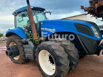 TRATOR NEW HOLLAND T8.385 ANO 2013