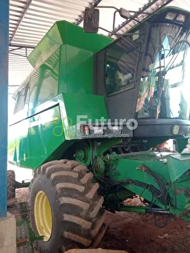 COLHEITADEIRA JOHN DEERE 1450 ANO 2004