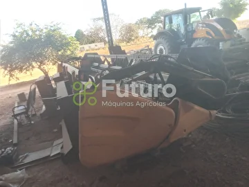 COLHEITADEIRA NEW HOLLAND CR 5080 ANO 2014