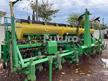 PLANTADEIRA JOHN DEERE 1113 ANO 2012