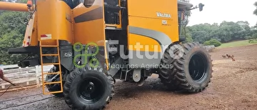 COLHEITADEIRA VALTRA BC 6500 ANO 2014