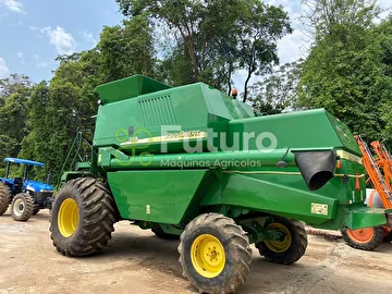 COLHEITADEIRA JOHN DEERE 1550 ANO 2004