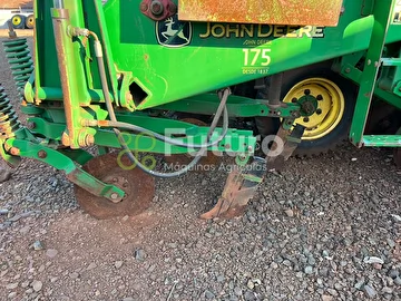 PLANTADEIRA JOHN DEERE 1113 ANO 2012