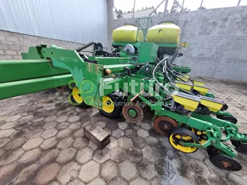 PLANTADEIRA JOHN DEERE DB ANO 2015