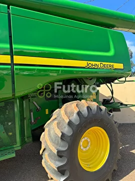 COLHEITADEIRA JOHN DEERE 9770 ANO 2013