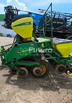 PLANTADEIRA JOHN DEERE 1107 ANO 2014