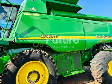 COLHEITADEIRA JOHN DEERE STS 9750 ANO 2010