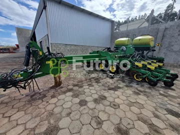 PLANTADEIRA JOHN DEERE DB ANO 2015