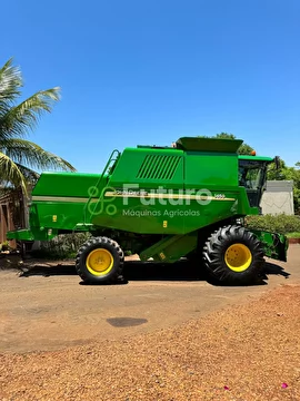 COLHEITADEIRA JOHN DEERE 1450 ANO 2004