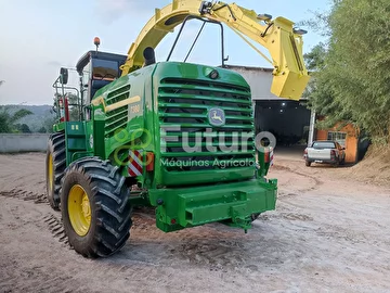 FORRAGEIRA JOHN DEERE 7380 ANO 2013