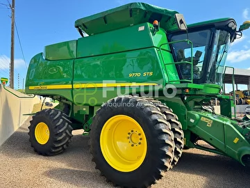 COLHEITADEIRA JOHN DEERE 9770 ANO 2013