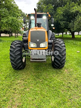 TRATOR VALTRA BH 180 ANO 2010