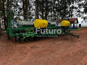 PLANTADEIRA JOHN DEERE 2122 ANO 2009