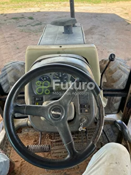 TRATOR VALTRA BM 110 ANO 2003