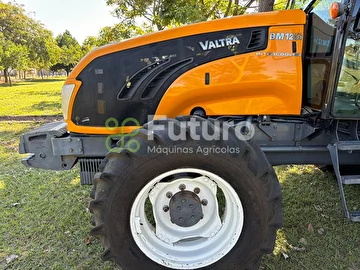 TRATOR VALTRA BM 125I ANO 2017