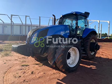 TRATOR NEW HOLLAND T8.385 ANO 2013