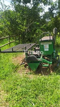 PLANTADEIRA PLANTI CENTER BAZUCA ANO 2020