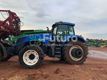 TRATOR NEW HOLLAND T8.385 ANO 2013