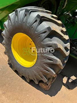 COLHEITADEIRA JOHN DEERE 1450 ANO 2004