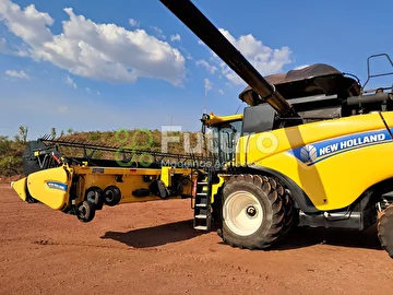 COLHEITADEIRA NEW HOLLAND CR 7.80 ANO 2023