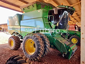 COLHEITADEIRA JOHN DEERE S670 ANO 2015