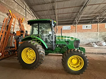 TRATOR JOHN DEERE 5078 E ANO 2019