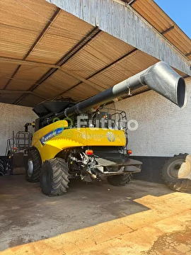 COLHEITADEIRA NEW HOLLAND CR8.90 ANO 2018