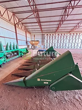 PLATAFORMAS JOHN DEERE 205 S/ ANO